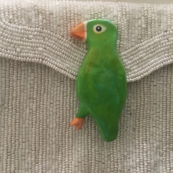 White beaded Green Bird clutch NWT - Picture 3 of 3